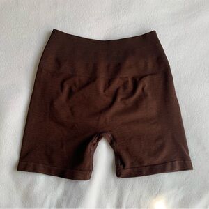 Alphalete Amplify Shorts